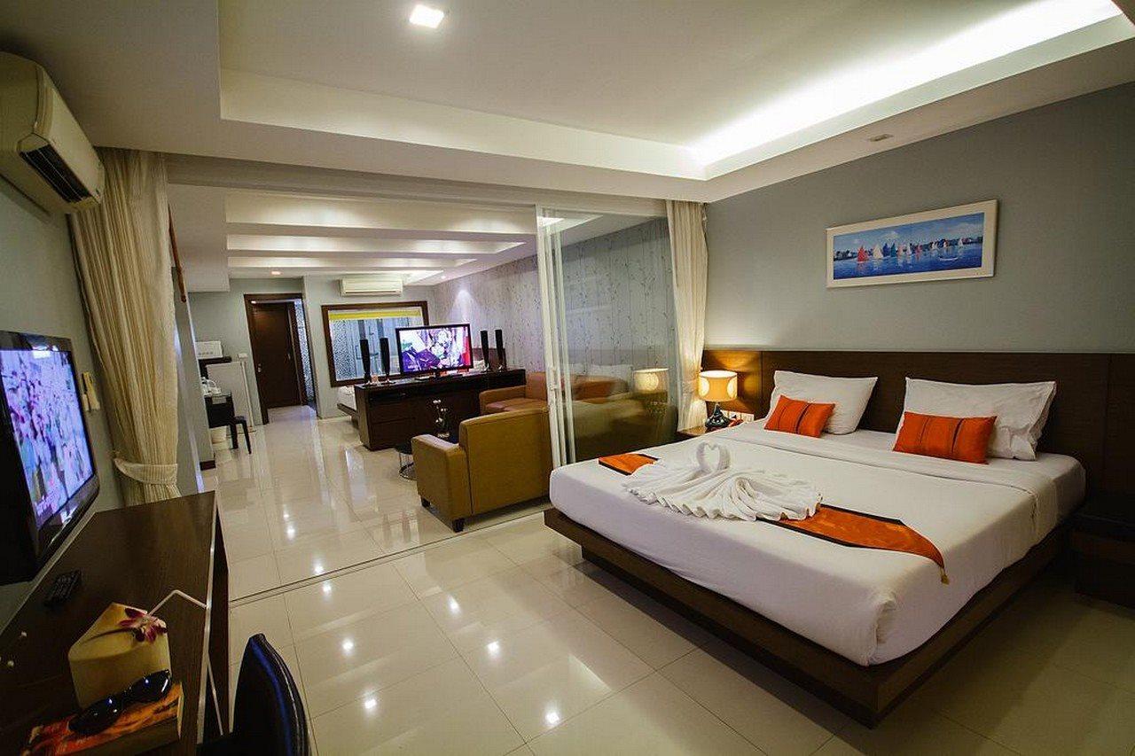 Platinum Hotel And Apartments Patong Екстериор снимка